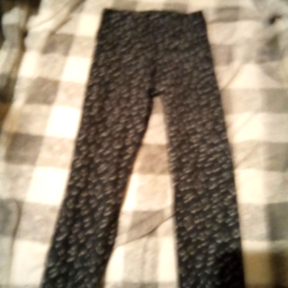 Old navy active trending cheata print leggings size s - Picture 1 of 1